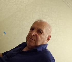 Nizami, 73, Kaunas