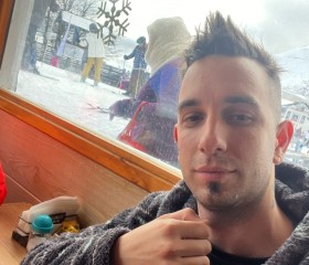 Pide, 32, Rosario