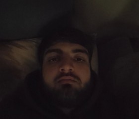 Aren Pilosyan, 21, Tokyo