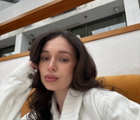 Yuliya, 21, Miami