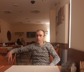 Aram, 52, Gyumri