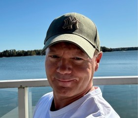 Juha, 51, Helsinki