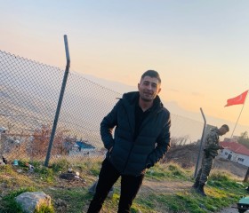 Ahmet, 29, Nicosia