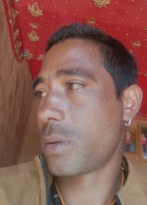 Raju Roka, 18, Nepal, Kathmandu