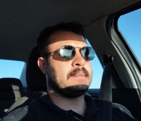 NB, 30, Yerevan