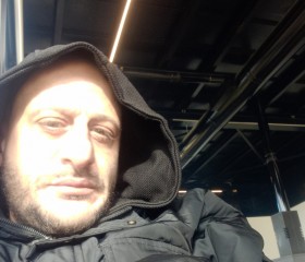 Edi, 40, Edinburgh