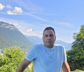Munzer, 43, Uppsala