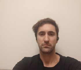 Roman, 28, Busan