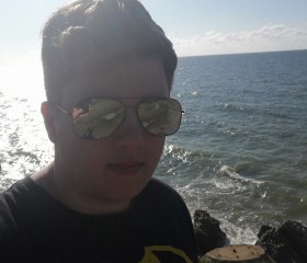 mr Niko, 25, Liepaja