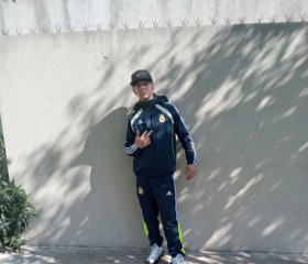 Axel, 18, Buenos Aires