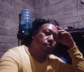 Ariawan is, 20, Ubud