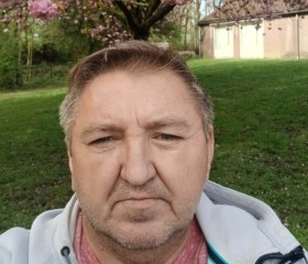 Serhii, 54, Eindhoven