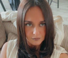 Lu, 38, Nice