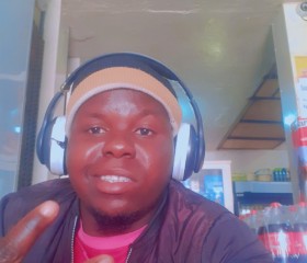 Gogo, 27, Otjiwarongo
