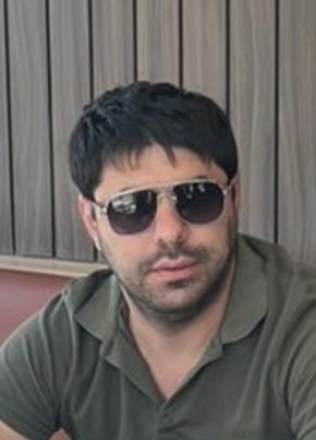 ~57, 41, Russia, Moscow