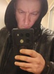Oleg, 45, Moscow