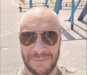 Vyacheslav, 49, Faro