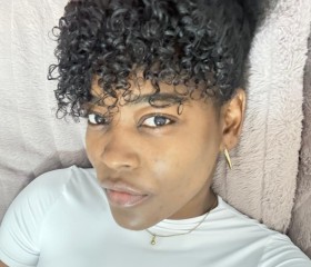 Kaeli, 29, Toronto