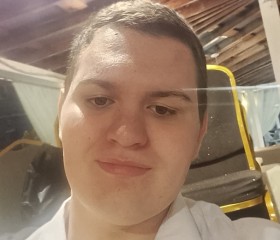 Misha, 18, Kazan