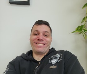 Rene, 27, Vocklabruck