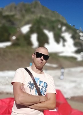Aleksandr, 40, Russia, Boguchar
