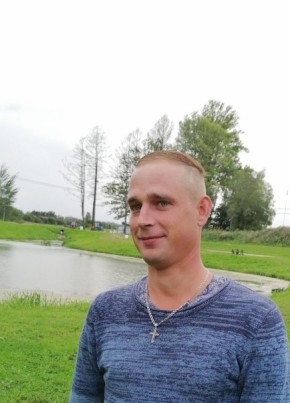 ILYA V. B, 41, Estonia, Tartu