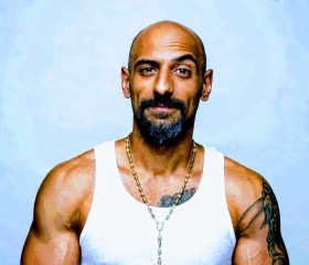 Tupac, 33, Karlovy Vary