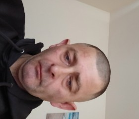 Keith, 51, Edinburgh