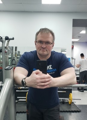 Konstantin, 48, Russia, Saint Petersburg