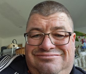 John, 49, Sunbury