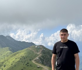 Zhenya, 25, Belgorod