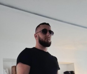 Misha, 28, Brno