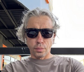 Janis, 54, Tel Aviv