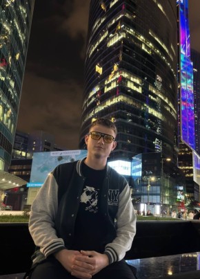 Aleksey, 18, Belarus, Minsk