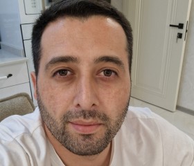 G b, 32, Batumi