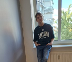 Dmitriy, 18, Hannover