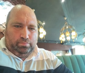 Ardo, 37, Gyumri