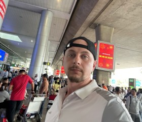 Artem, 36, Ho Chi Minh City