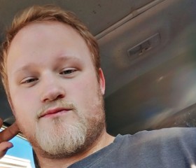 Ethan, 22, Taylorsville