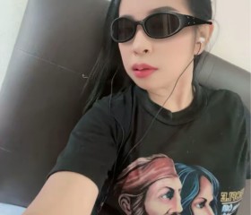 Yada, 35, Bangkok