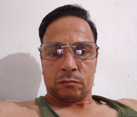 بونا عنابه, 49, Algiers