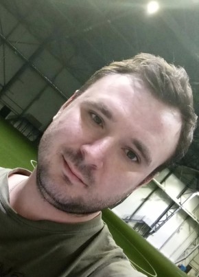 Maksim, 34, Belarus, Pinsk