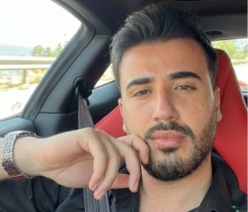 Flex Burak, 29, Istanbul