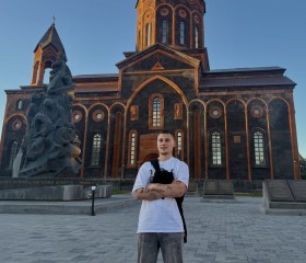 Daniel, 21, Gyumri