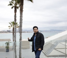 Davidvilla, 31, Sharjah