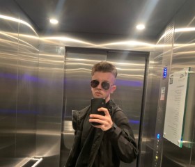 Bodya, 23, Zurich