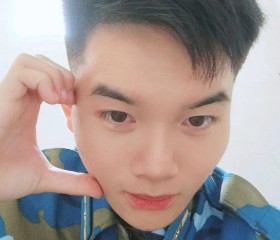 Lê Thành Đạt, 19, Hanoi