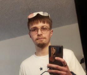 Sam, 23, Basel