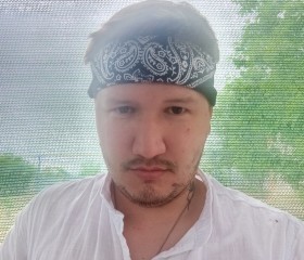 Tengiz, 30, Busan