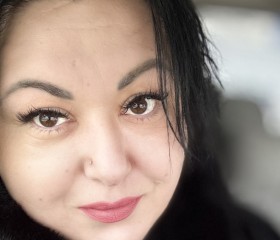 Elena, 42, Bern